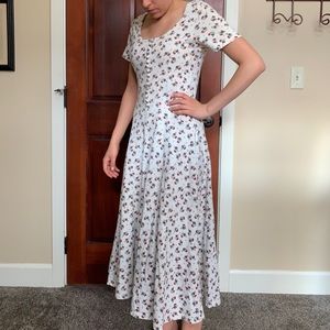Vintage White Floral Dress - US Boys non stop wear Size S